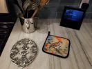 Barn Owl Pair of Pot Holders Kitchen Heat Resistant Pot Holders Sets Oven Hot Pads for Cooking Baking BBQ, 7 1/2 x 7 1/2